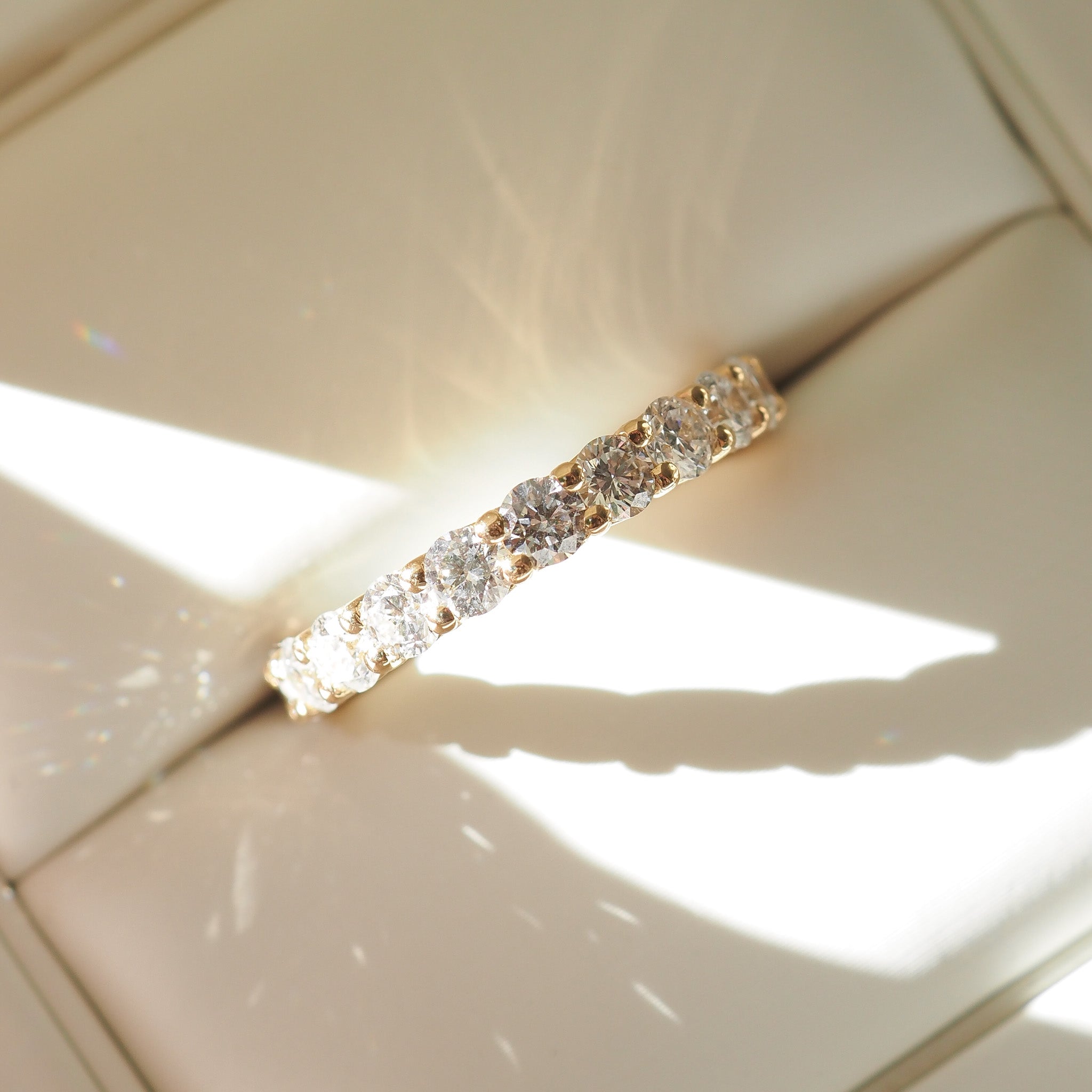 Arraya Ring | Archive Lab-Grown Diamond Ring