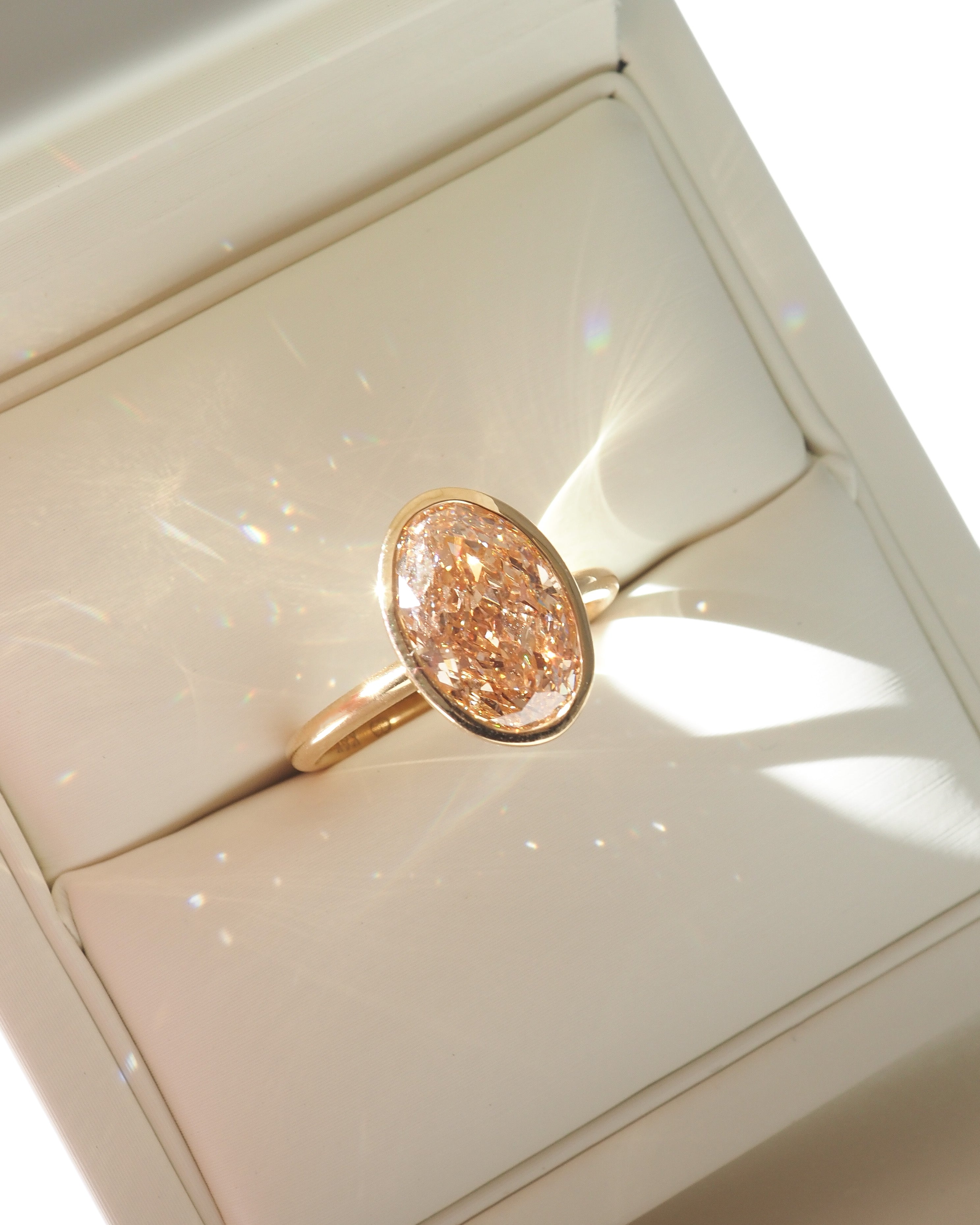 Champagne Vyla | 3.3ct Oval Bezel Solitaire Lab-Grown Diamond Engagement Ring