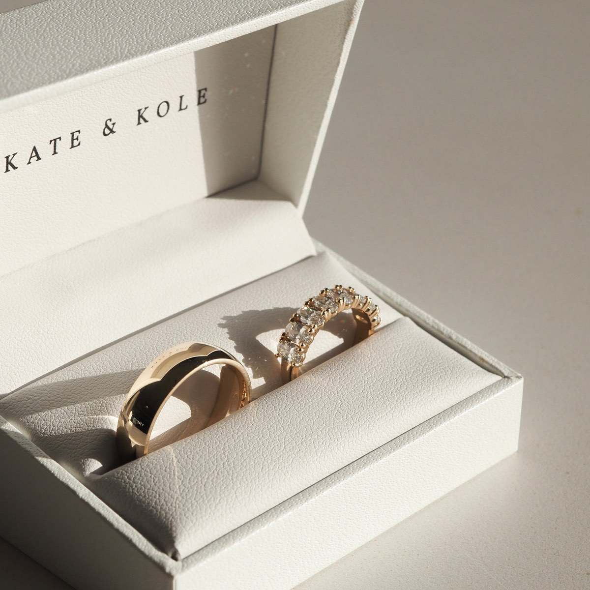 A half-infinity style ring, featuring an array of oval lab-grown diamonds that end and begin again — replicating the circular journey of true love. This piece is created with eight 5x3mm lab-grown oval cut diamonds, splayed along a round gold band. The total carat weight is approximately 1.60ct.