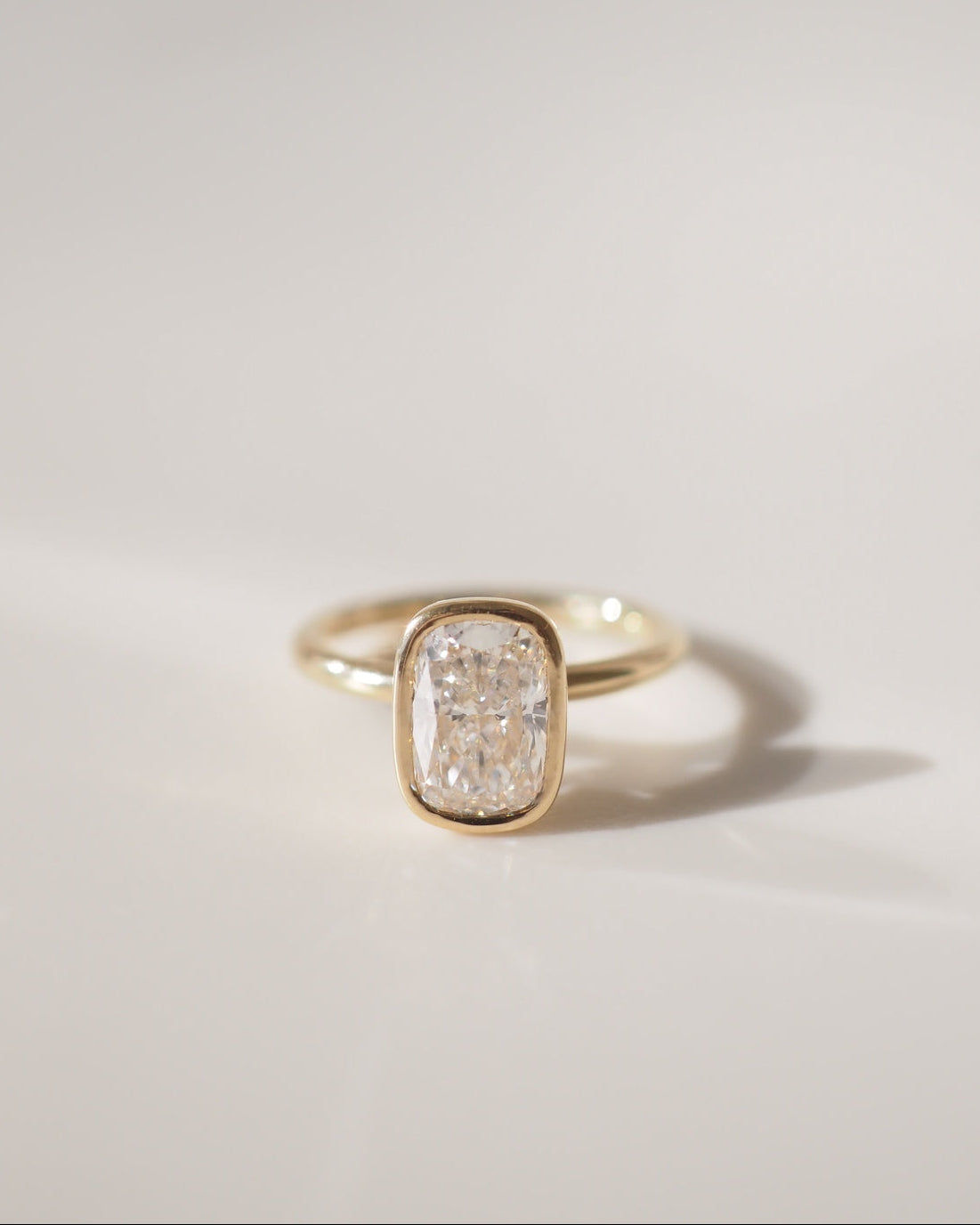 Open Bezel Setting Ring Setting Styles, Explained – Kate & Kole