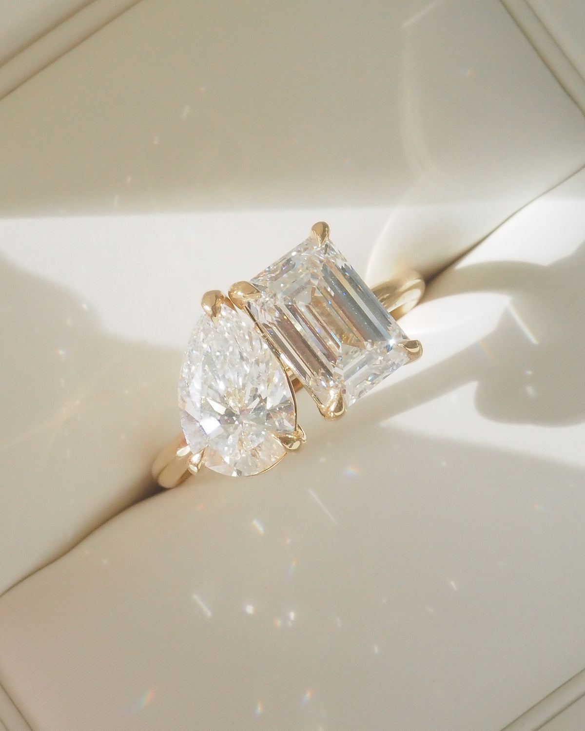 Rosa | 3.3ct Emerald & Pear Toi et Moi Lab-Grown Diamond Ring