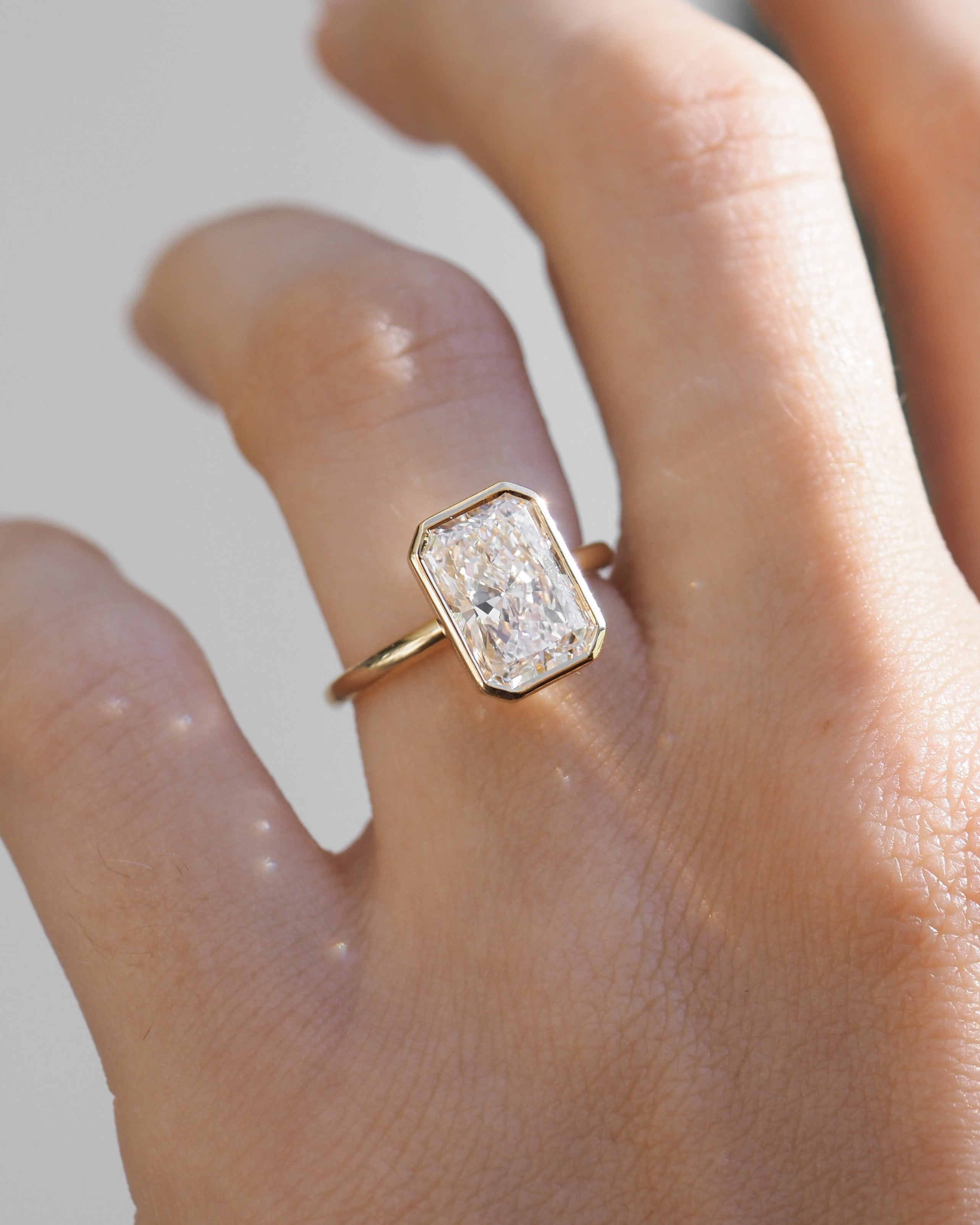 Rya | 3ct Radiant Lab-Grown Diamond Ring